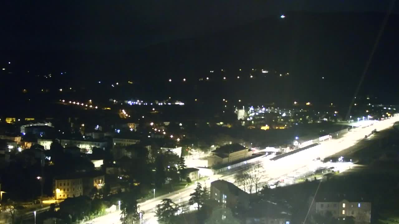 Nova Gorica e Gorizia: Panorama Mozzafiato dal Convento Francescano di Castagnevizza