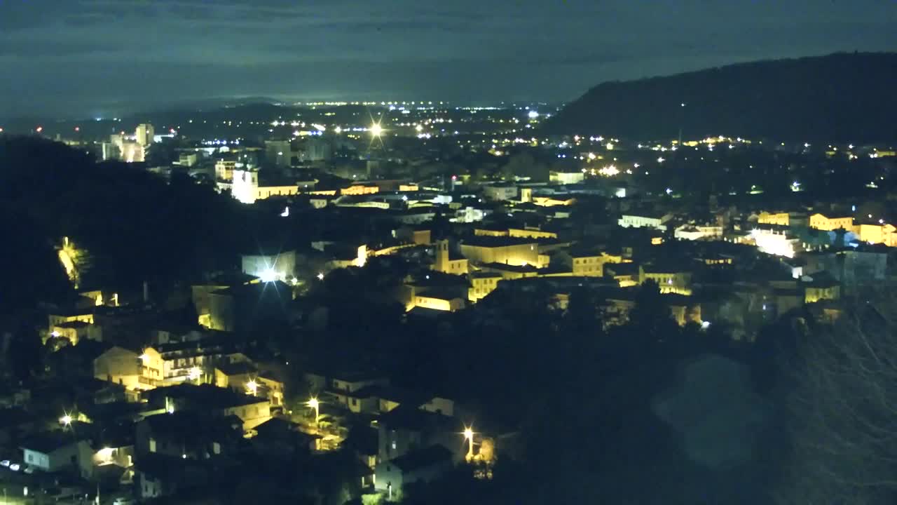 Nova Gorica i Gorica: Prekrasan Pogled iz Franjevačkog Samostana Kostanjevica