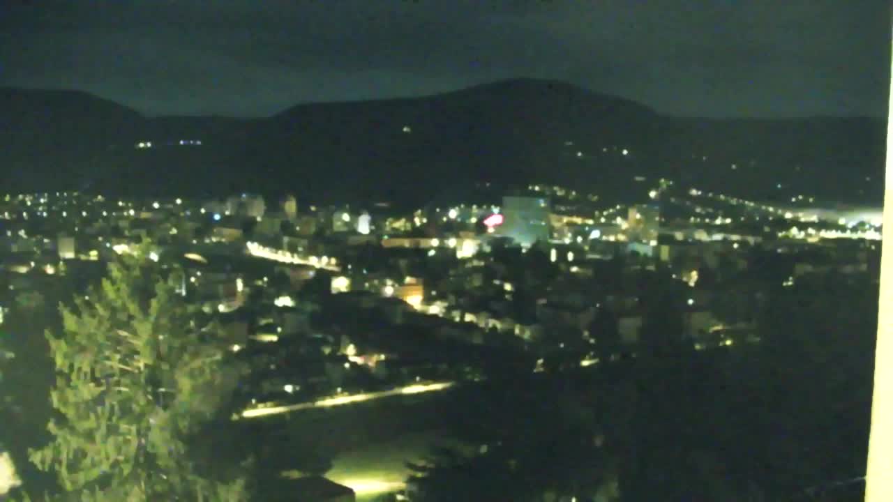 Nova Gorica i Gorica: Prekrasan Pogled iz Franjevačkog Samostana Kostanjevica