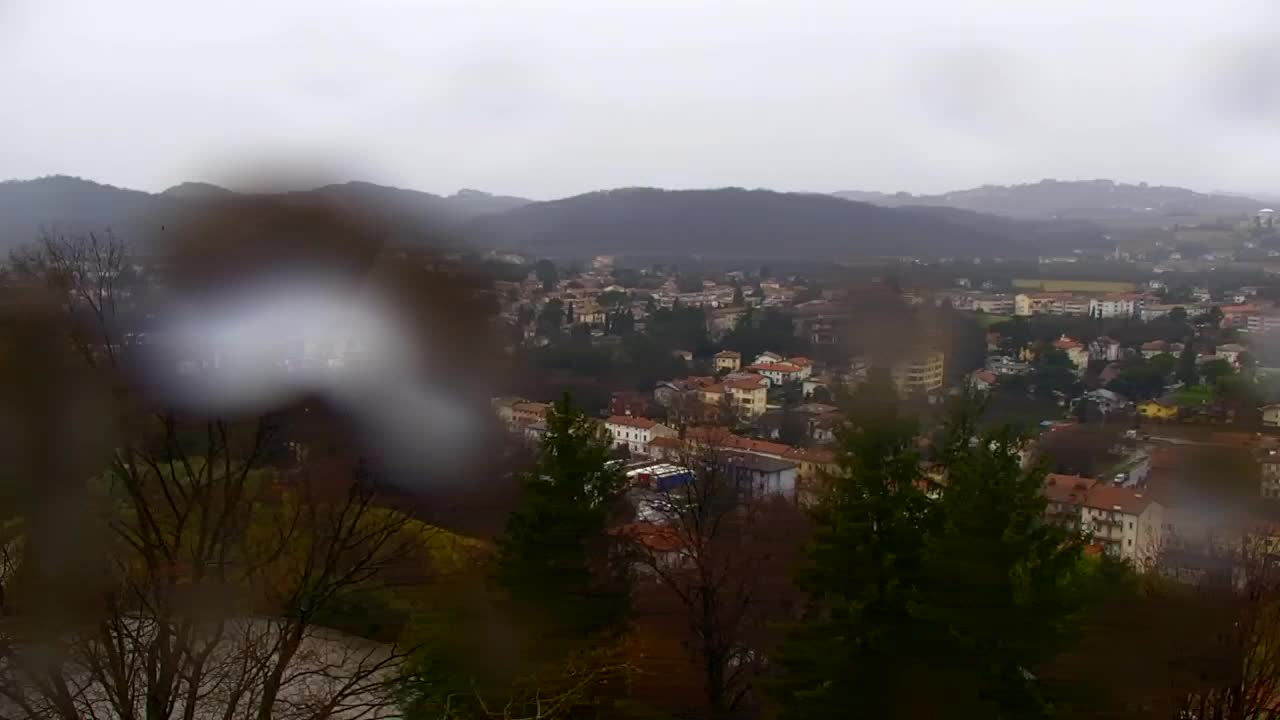 Nova Gorica e Gorizia: Panorama Mozzafiato dal Convento Francescano di Castagnevizza