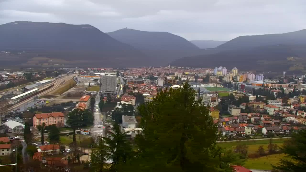 Nova Gorica in Gorica: Čudovit Razgled iz Frančiškanskega Samostana Kostanjevica