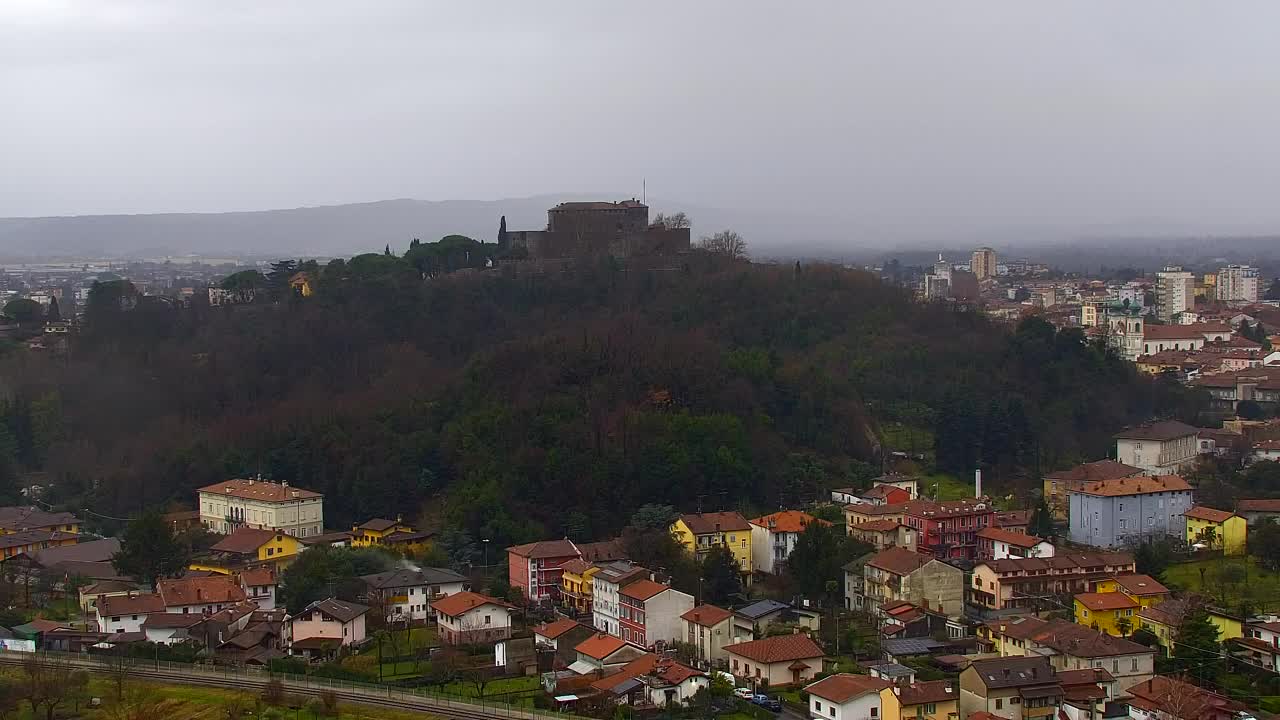 Nova Gorica e Gorizia: Panorama Mozzafiato dal Convento Francescano di Castagnevizza