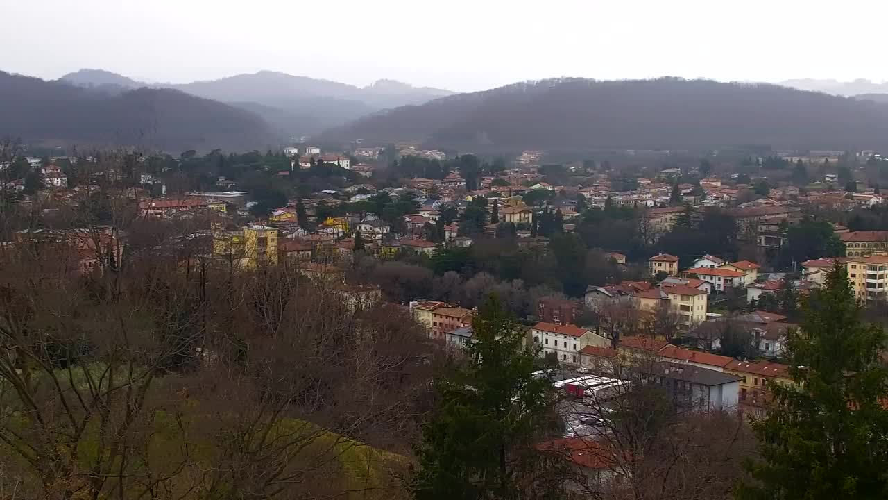 Nova Gorica i Gorica: Prekrasan Pogled iz Franjevačkog Samostana Kostanjevica