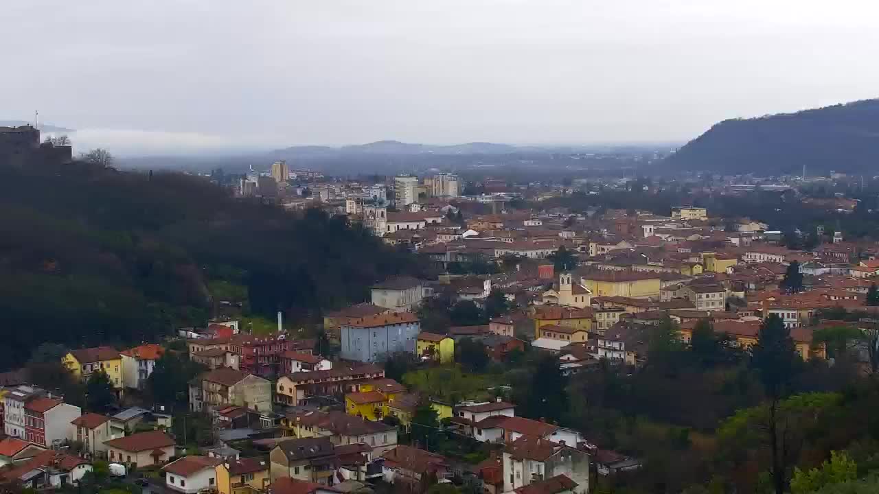 Nova Gorica et Gorizia : Vue Imprenable depuis le Monastère Franciscain de Kostanjevica
