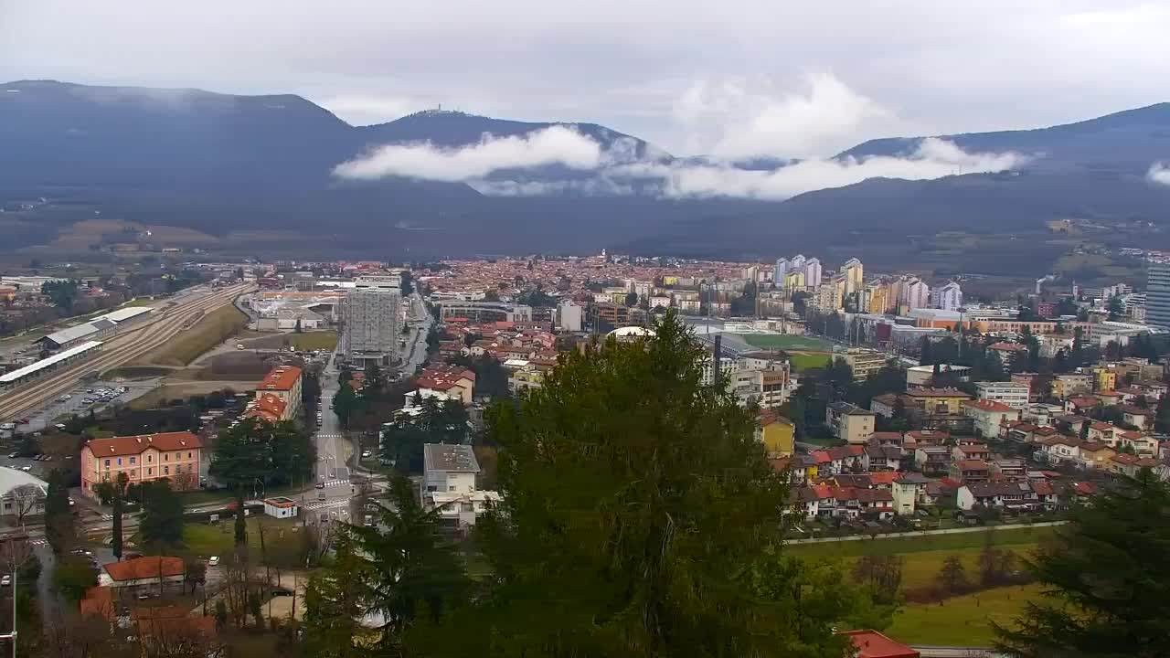 Nova Gorica in Gorica: Čudovit Razgled iz Frančiškanskega Samostana Kostanjevica