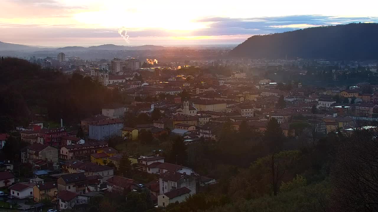 Nova Gorica e Gorizia: Panorama Mozzafiato dal Convento Francescano di Castagnevizza