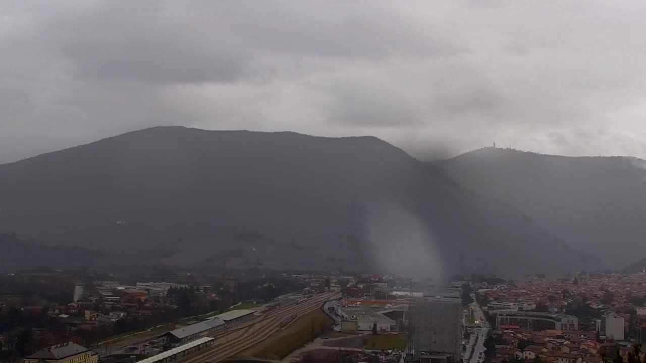 Nova Gorica y Gorizia: Impresionantes Vistas desde el Monasterio Franciscano de Kostanjevica