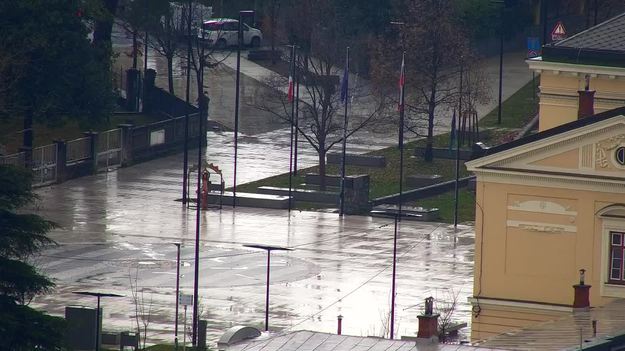 Nova Gorica i Gorica: Prekrasan Pogled iz Franjevačkog Samostana Kostanjevica