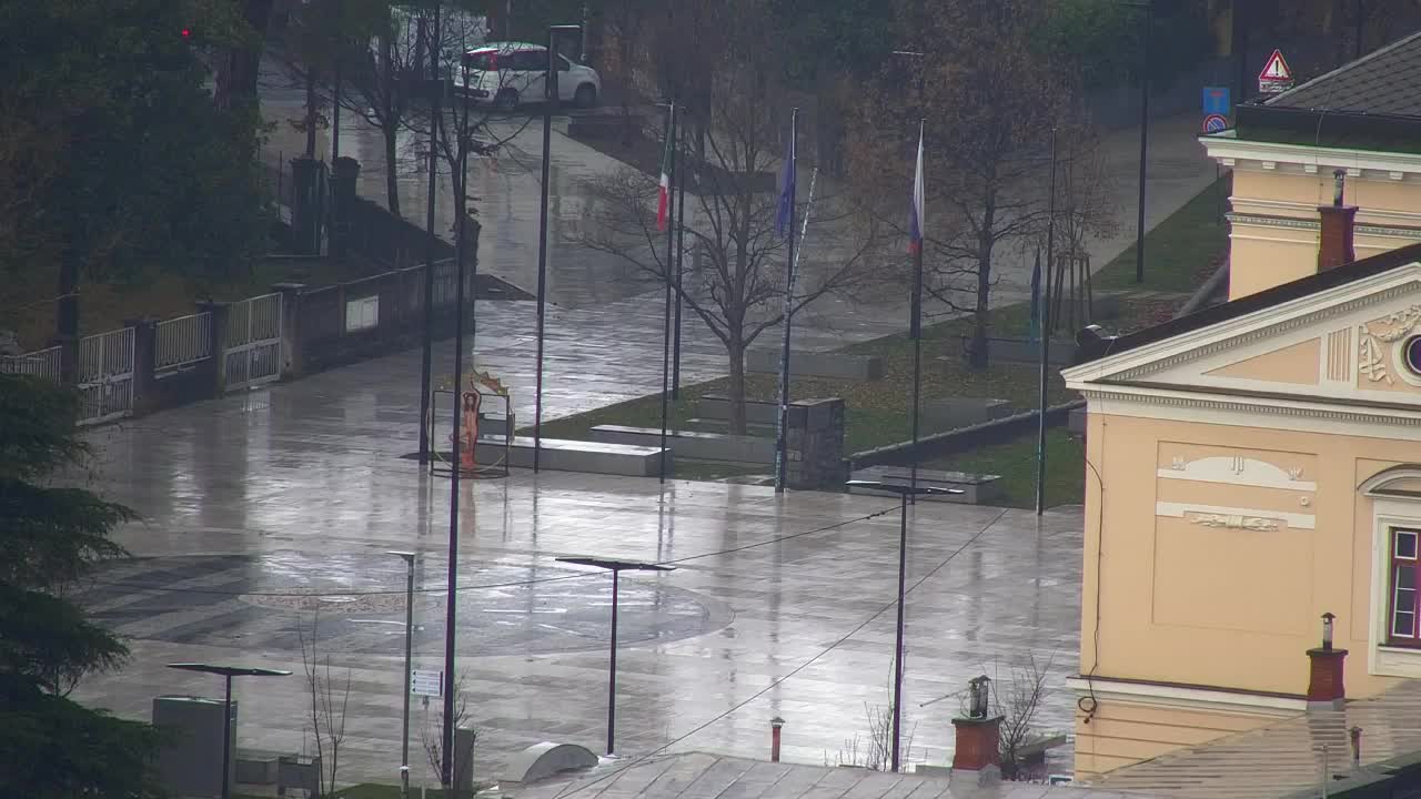 Nova Gorica i Gorica: Prekrasan Pogled iz Franjevačkog Samostana Kostanjevica