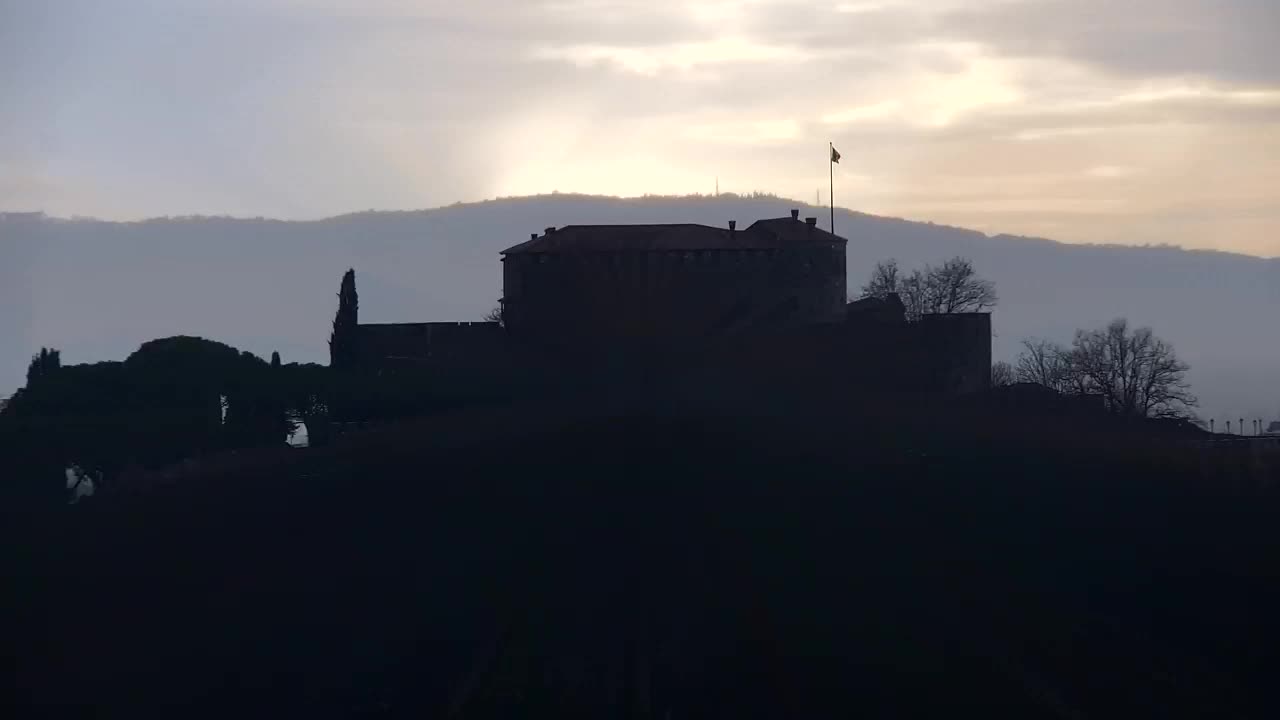 Nova Gorica und Görz: Atemberaubende Aussicht vom Franziskanerkloster Kostanjevica