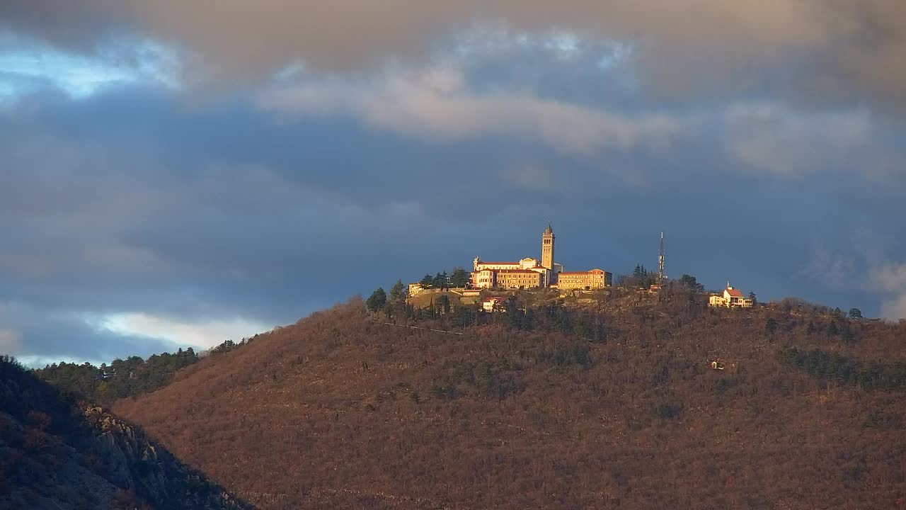Nova Gorica et Gorizia : Vue Imprenable depuis le Monastère Franciscain de Kostanjevica