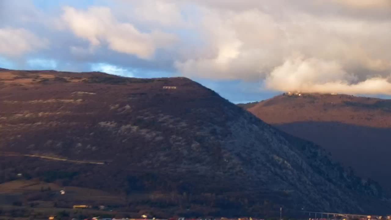 Nova Gorica e Gorizia: Panorama Mozzafiato dal Convento Francescano di Castagnevizza