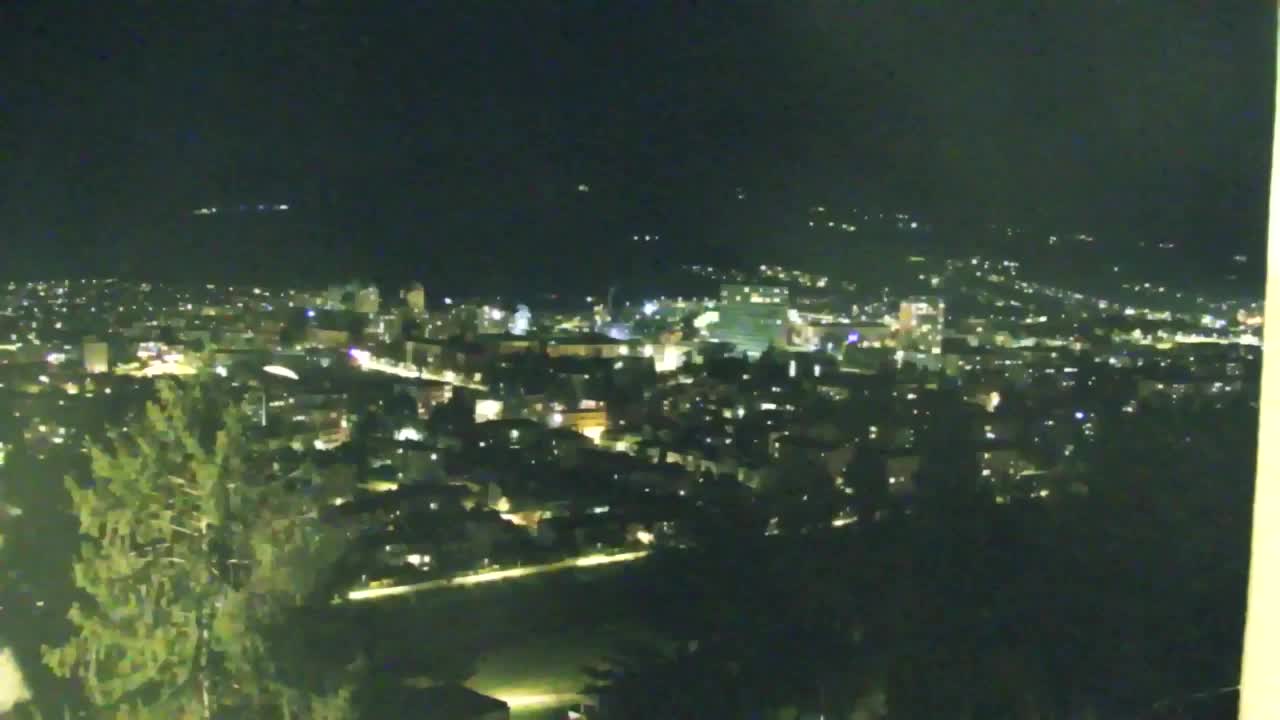 Nova Gorica e Gorizia: Panorama Mozzafiato dal Convento Francescano di Castagnevizza