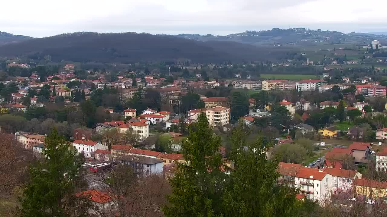Nova Gorica und Görz: Atemberaubende Aussicht vom Franziskanerkloster Kostanjevica