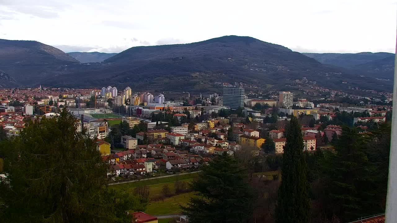 Nova Gorica e Gorizia: Panorama Mozzafiato dal Convento Francescano di Castagnevizza