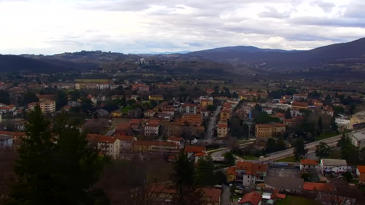 Nova Gorica i Gorica: Prekrasan Pogled iz Franjevačkog Samostana Kostanjevica