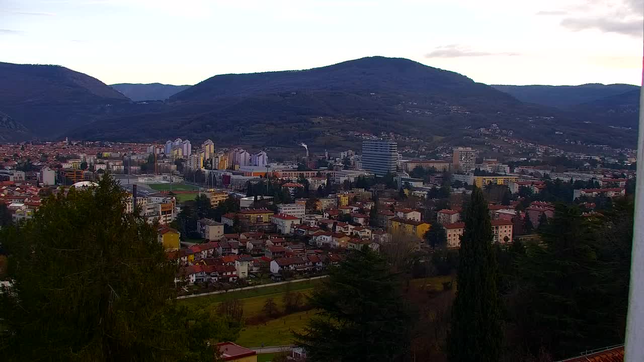 Nova Gorica e Gorizia: Panorama Mozzafiato dal Convento Francescano di Castagnevizza