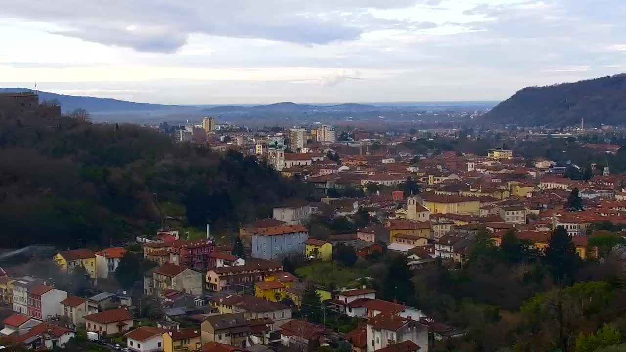 Nova Gorica und Görz: Atemberaubende Aussicht vom Franziskanerkloster Kostanjevica