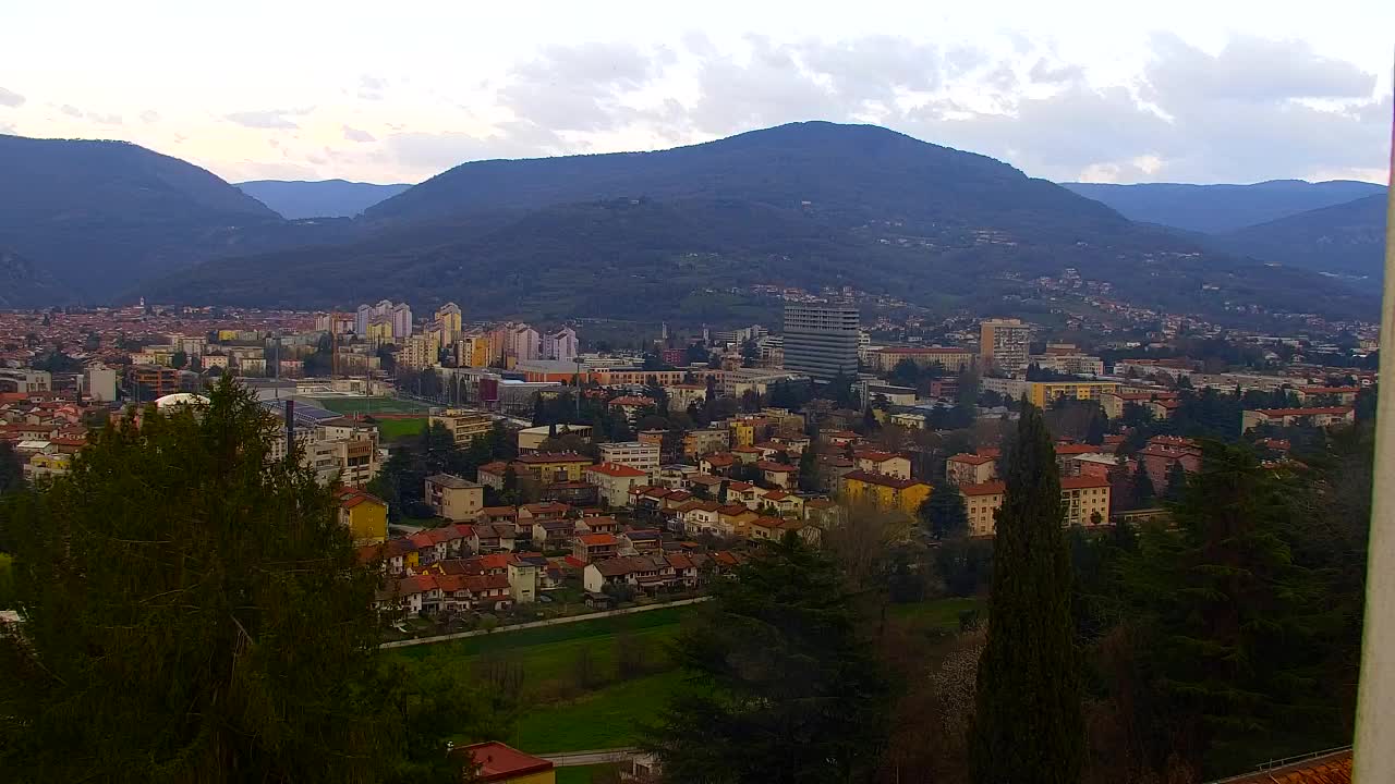 Nova Gorica in Gorica: Čudovit Razgled iz Frančiškanskega Samostana Kostanjevica