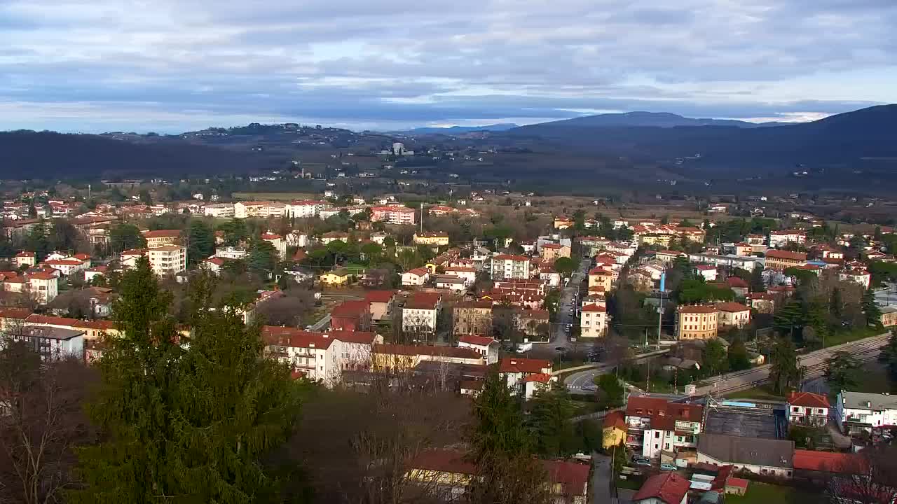 Nova Gorica y Gorizia: Impresionantes Vistas desde el Monasterio Franciscano de Kostanjevica
