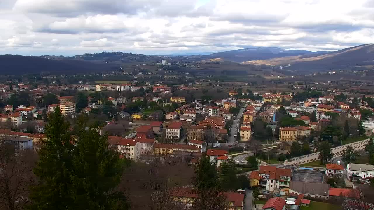 Nova Gorica in Gorica: Čudovit Razgled iz Frančiškanskega Samostana Kostanjevica