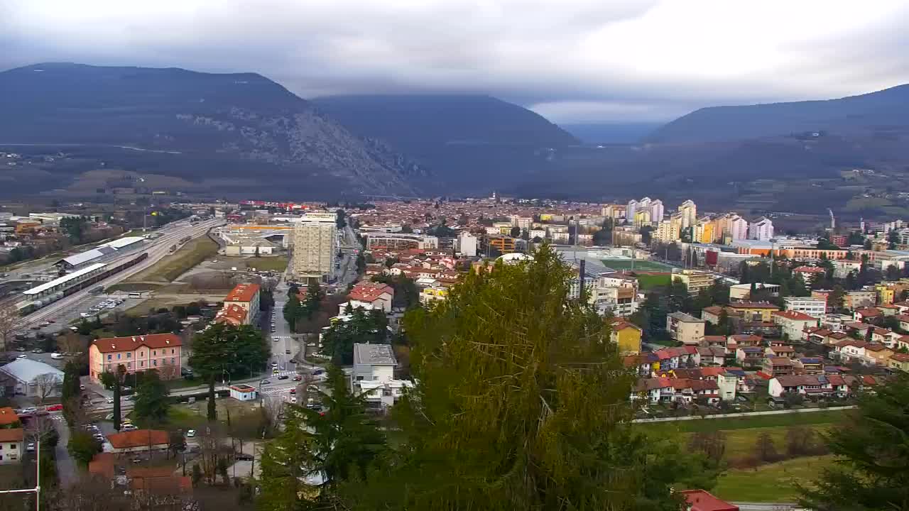 Nova Gorica et Gorizia : Vue Imprenable depuis le Monastère Franciscain de Kostanjevica