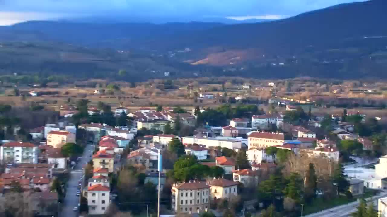 Nova Gorica e Gorizia: Panorama Mozzafiato dal Convento Francescano di Castagnevizza