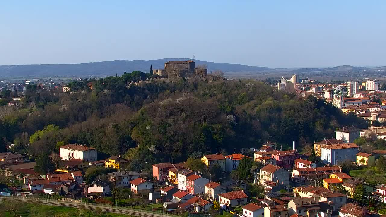 Nova Gorica et Gorizia : Vue Imprenable depuis le Monastère Franciscain de Kostanjevica