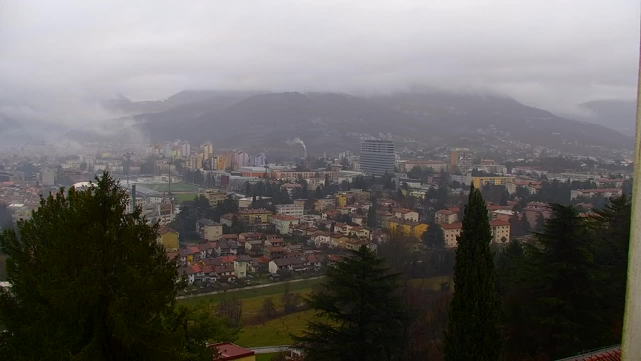 Nova Gorica e Gorizia: Panorama Mozzafiato dal Convento Francescano di Castagnevizza