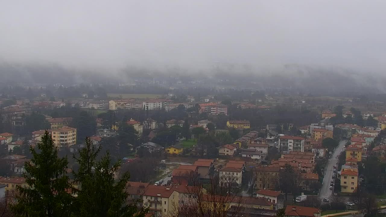 Nova Gorica e Gorizia: Panorama Mozzafiato dal Convento Francescano di Castagnevizza