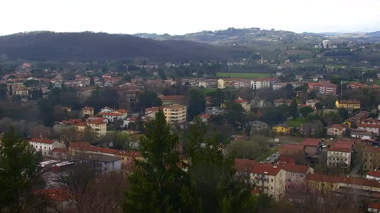 Nova Gorica und Görz: Atemberaubende Aussicht vom Franziskanerkloster Kostanjevica
