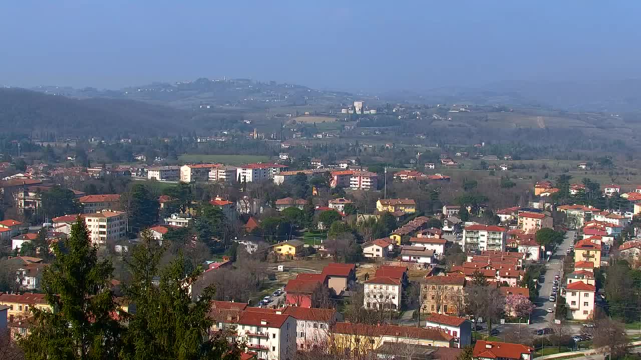 Nova Gorica i Gorica: Prekrasan Pogled iz Franjevačkog Samostana Kostanjevica