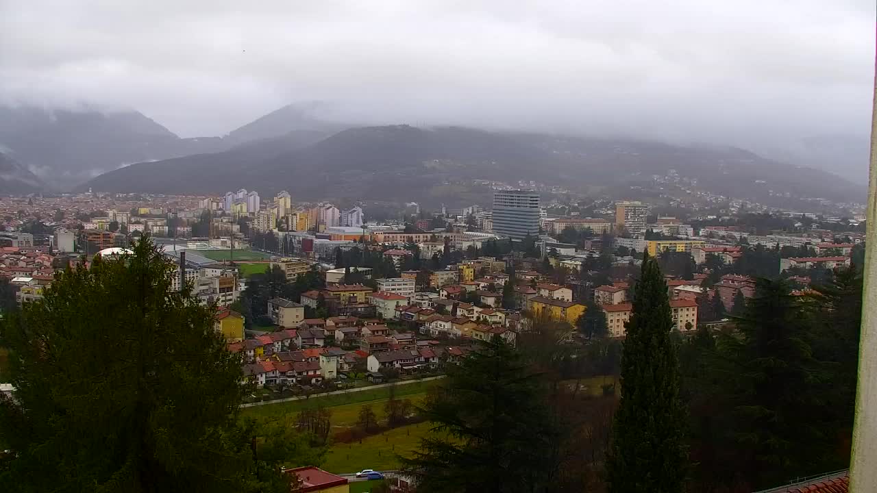 Nova Gorica y Gorizia: Impresionantes Vistas desde el Monasterio Franciscano de Kostanjevica