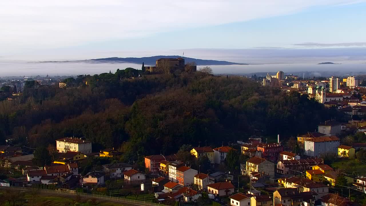 Nova Gorica y Gorizia: Impresionantes Vistas desde el Monasterio Franciscano de Kostanjevica