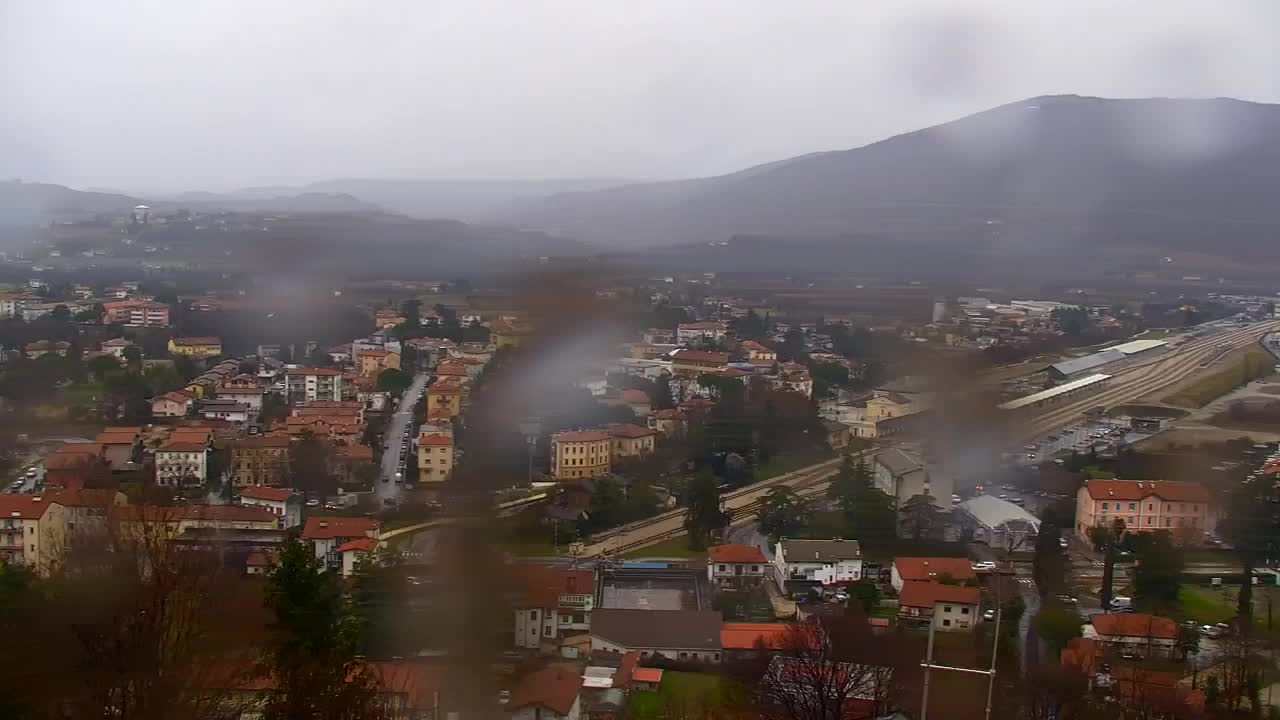 Nova Gorica i Gorica: Prekrasan Pogled iz Franjevačkog Samostana Kostanjevica