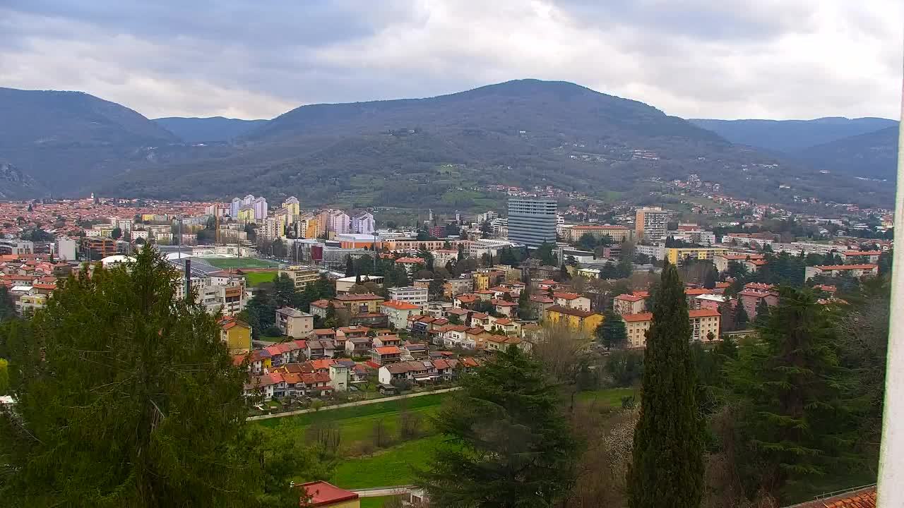 Nova Gorica e Gorizia: Panorama Mozzafiato dal Convento Francescano di Castagnevizza