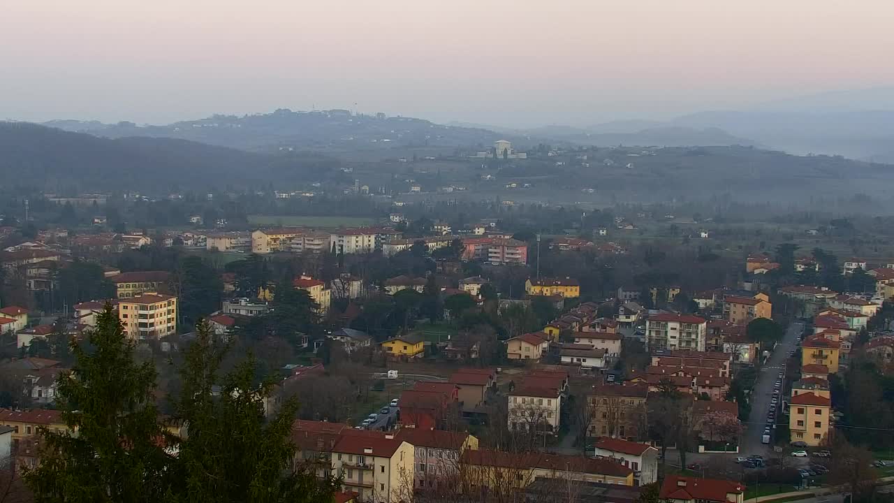 Nova Gorica in Gorica: Čudovit Razgled iz Frančiškanskega Samostana Kostanjevica