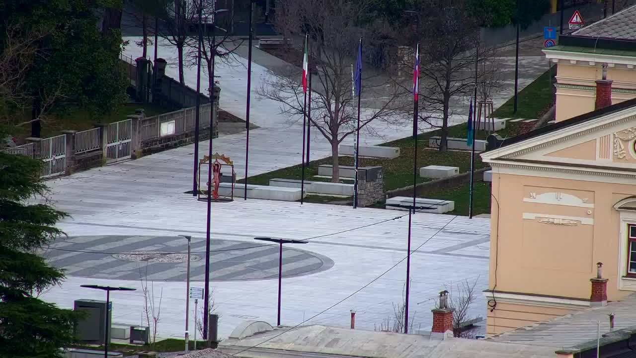Nova Gorica y Gorizia: Impresionantes Vistas desde el Monasterio Franciscano de Kostanjevica