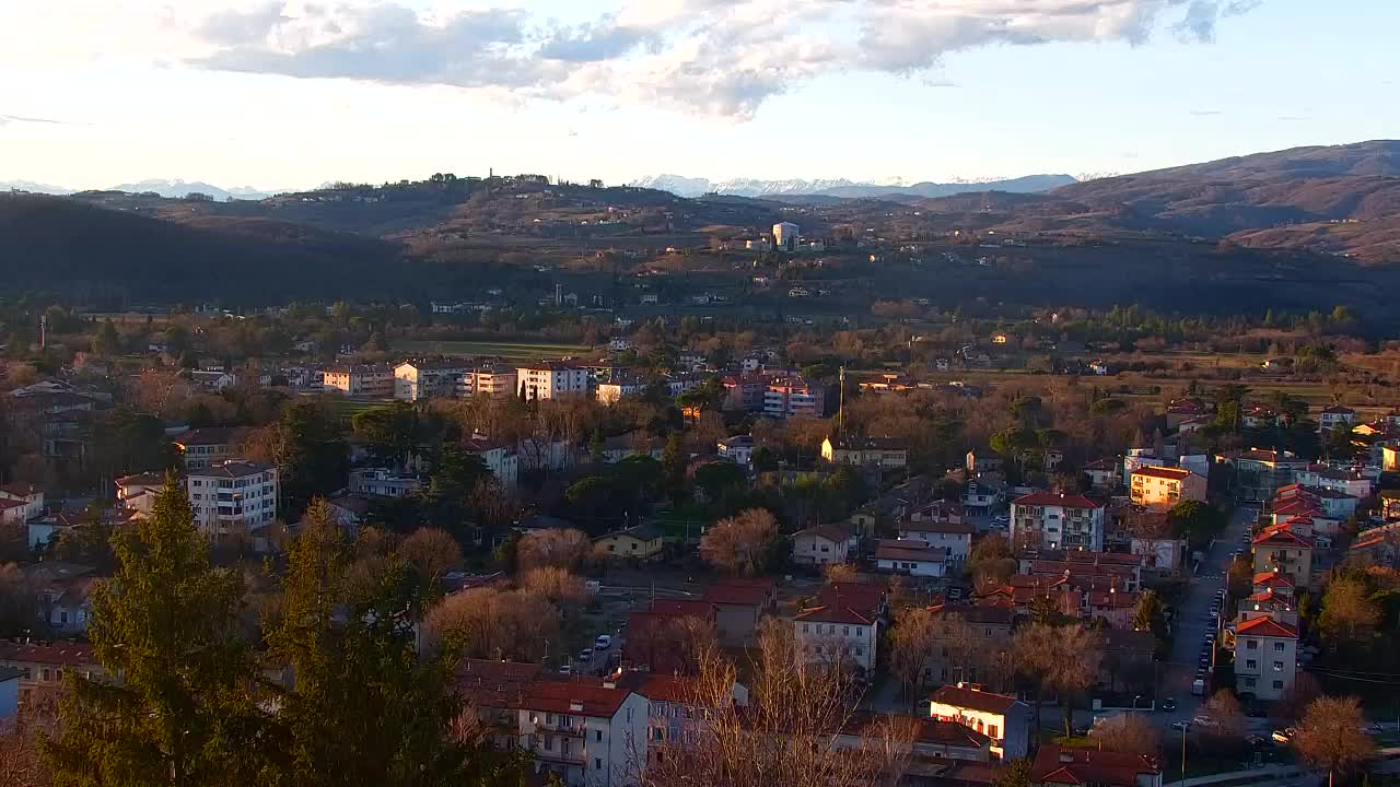 Nova Gorica in Gorica: Čudovit Razgled iz Frančiškanskega Samostana Kostanjevica
