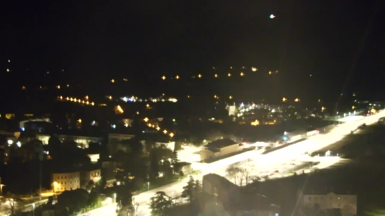 Nova Gorica e Gorizia: Panorama Mozzafiato dal Convento Francescano di Castagnevizza