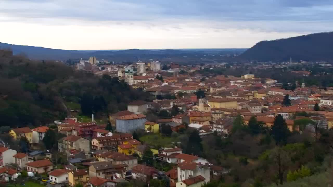 Nova Gorica et Gorizia : Vue Imprenable depuis le Monastère Franciscain de Kostanjevica