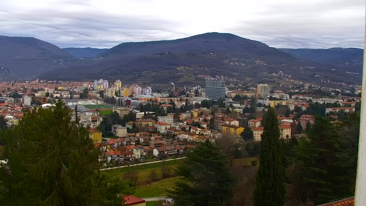 Nova Gorica e Gorizia: Panorama Mozzafiato dal Convento Francescano di Castagnevizza