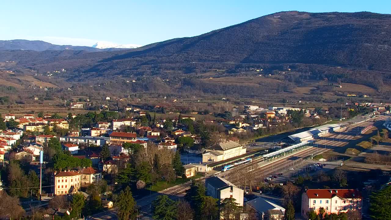 Nova Gorica e Gorizia: Panorama Mozzafiato dal Convento Francescano di Castagnevizza