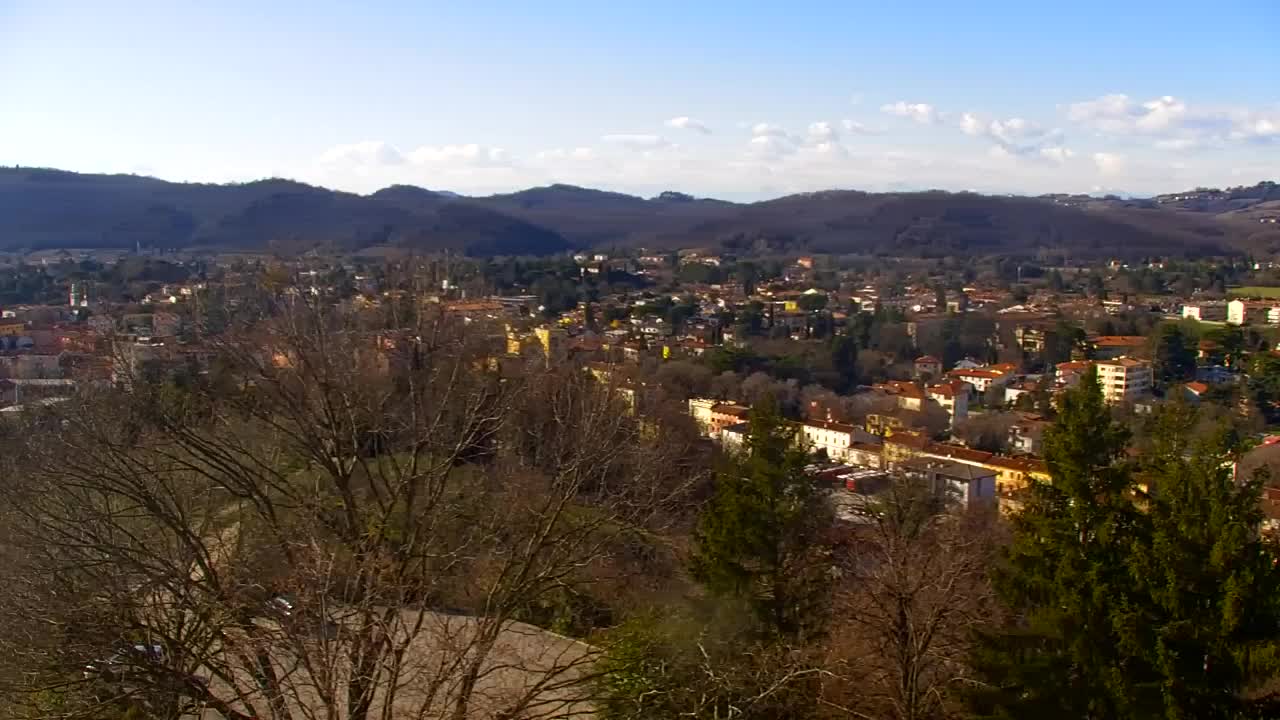 Nova Gorica e Gorizia: Panorama Mozzafiato dal Convento Francescano di Castagnevizza