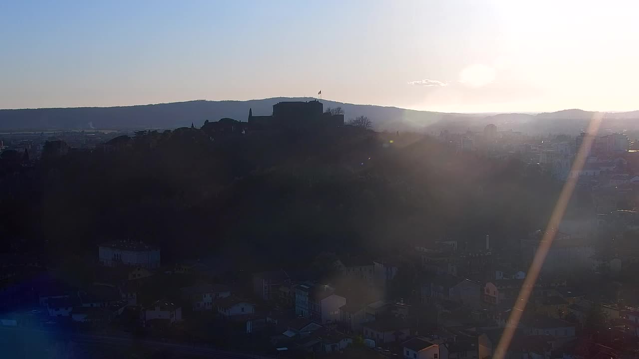 Nova Gorica in Gorica: Čudovit Razgled iz Frančiškanskega Samostana Kostanjevica