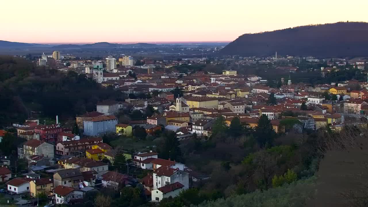 Nova Gorica et Gorizia : Vue Imprenable depuis le Monastère Franciscain de Kostanjevica