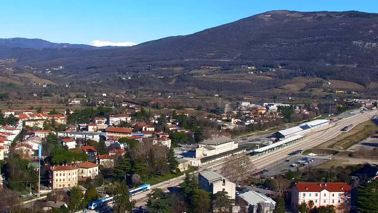 Nova Gorica e Gorizia: Panorama Mozzafiato dal Convento Francescano di Castagnevizza