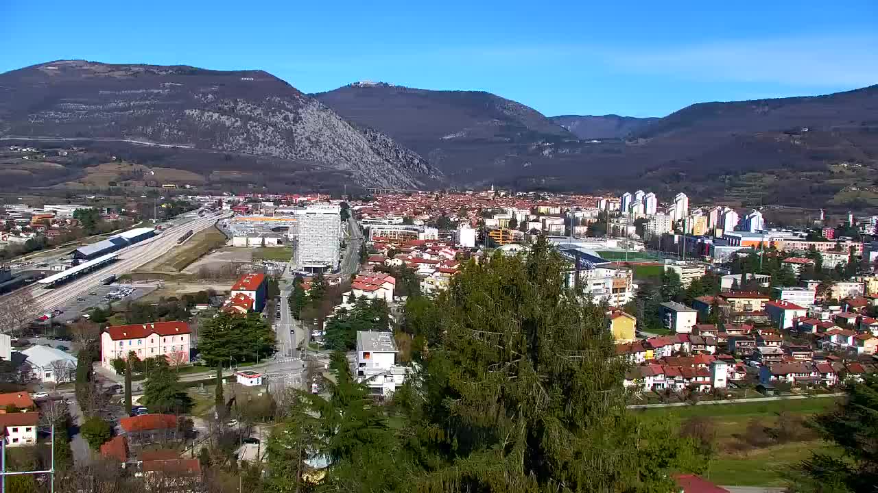 Nova Gorica y Gorizia: Impresionantes Vistas desde el Monasterio Franciscano de Kostanjevica