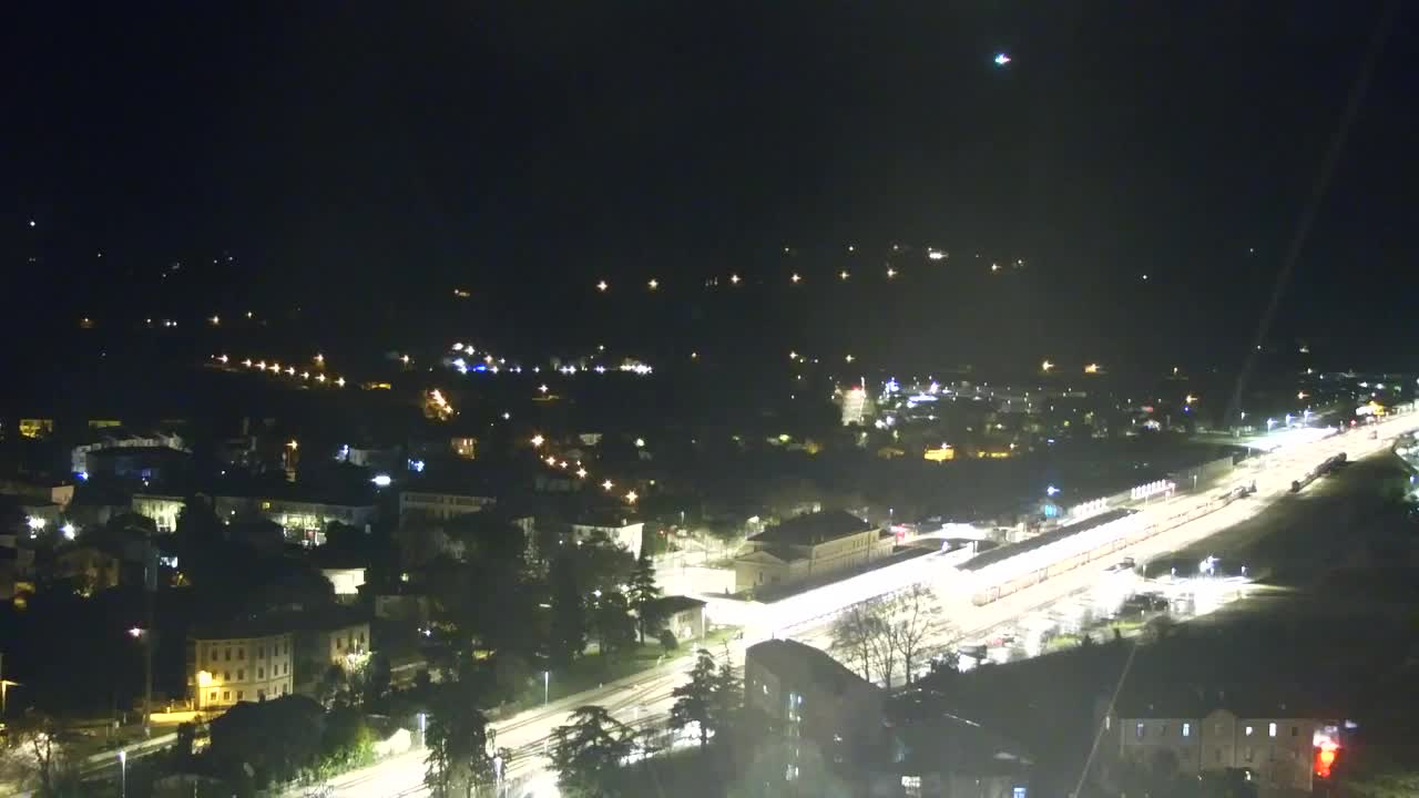 Nova Gorica i Gorica: Prekrasan Pogled iz Franjevačkog Samostana Kostanjevica