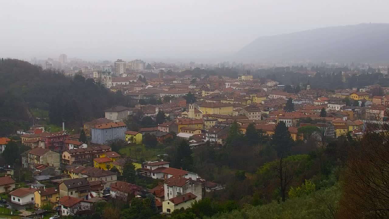 Nova Gorica i Gorica: Prekrasan Pogled iz Franjevačkog Samostana Kostanjevica